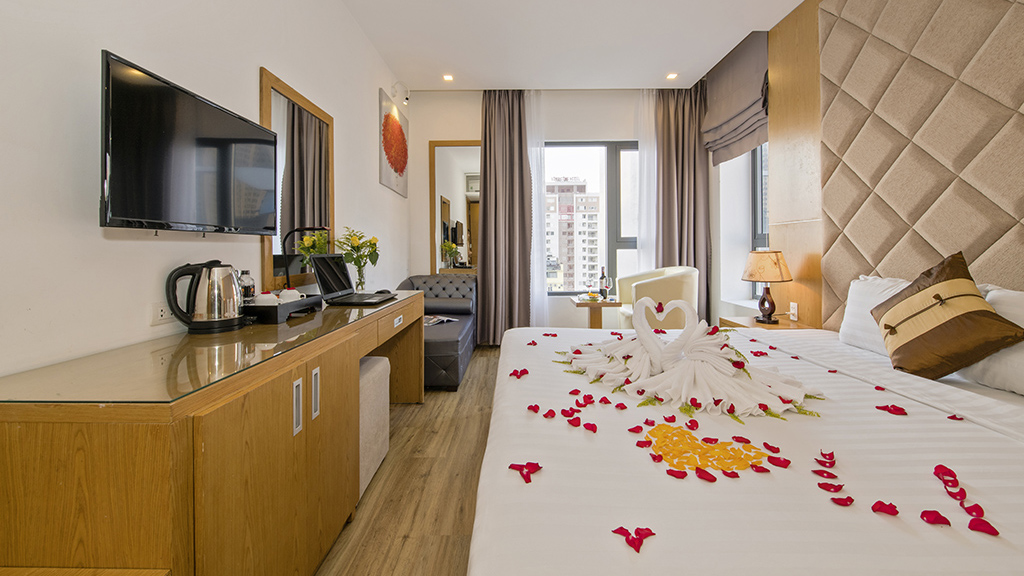 tour-da-nang-3n2d-son-tra-ngu-hanh-son-hoi-an-ba-na-hills-cu-lao-cham